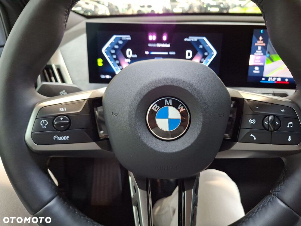 BMW iX xDrive45 100.6kWh - 21