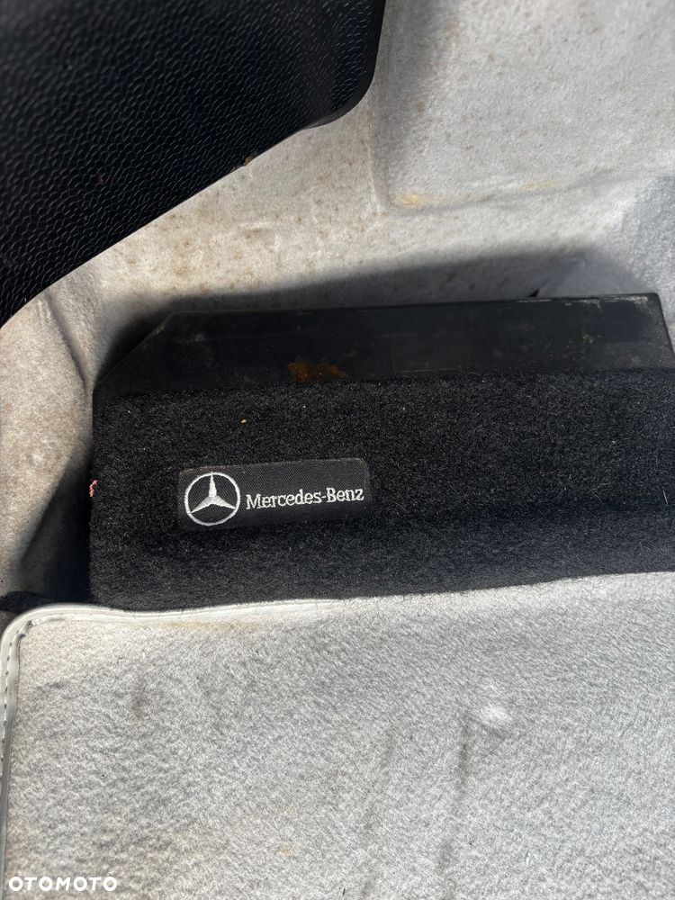 Mercedes-Benz SL 500 - 15