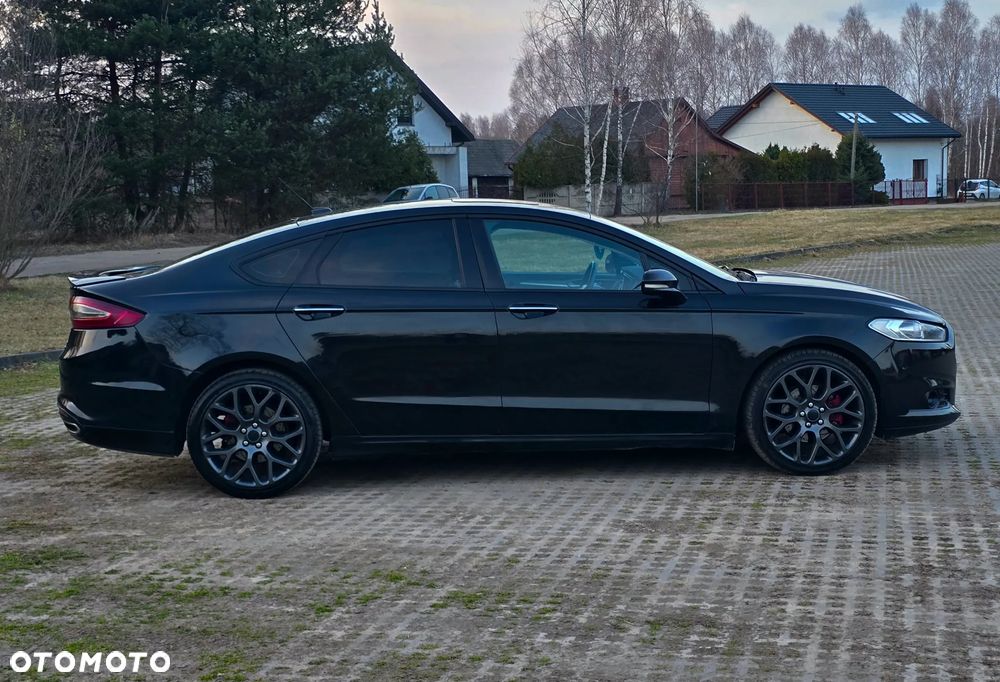 Ford Fusion - 13