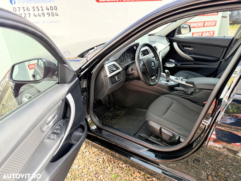 BMW Seria 3 320d Touring xDrive Aut. - 9