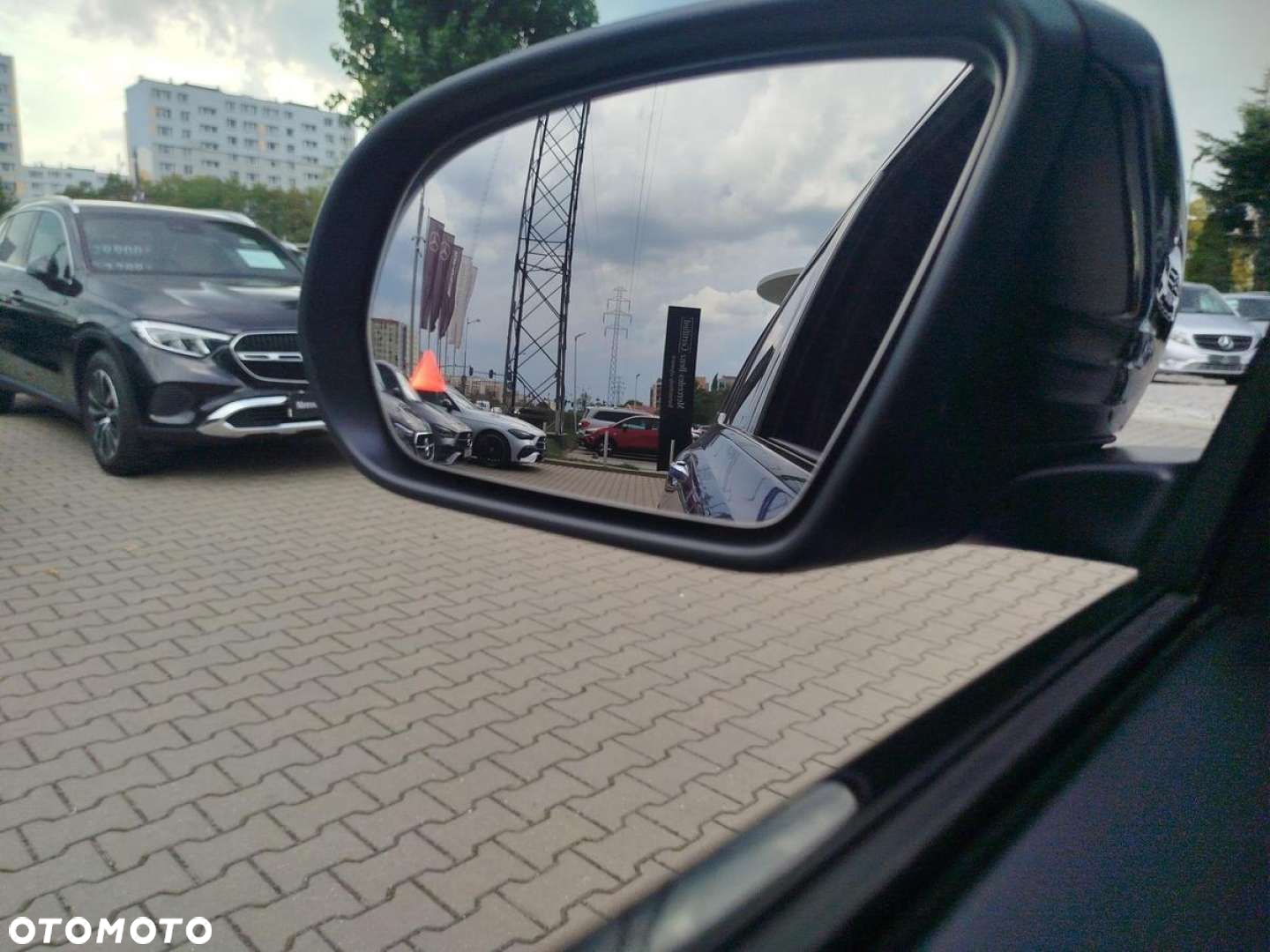 Mercedes-Benz GLB - 18