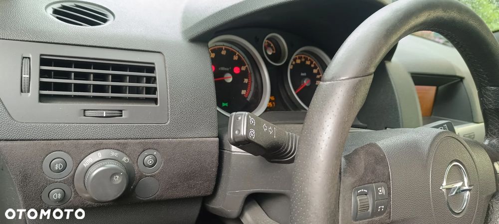 Opel Astra 1.8 Sport - 10