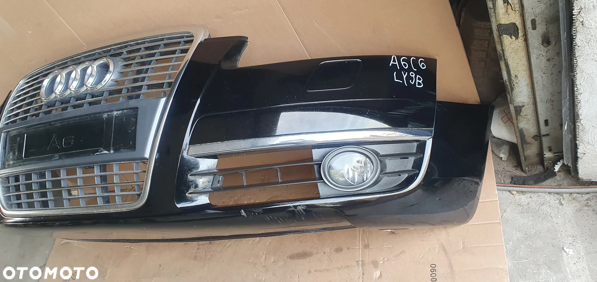 Zderzak przód przedni Audi A6 C6 XENON LY9B - 4