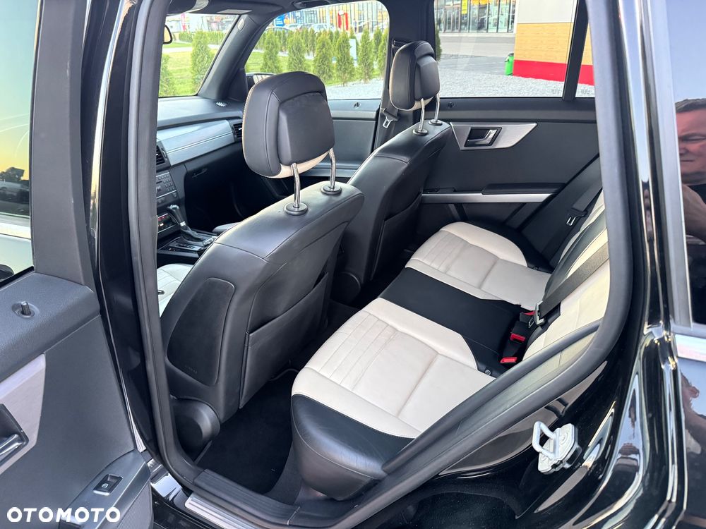 Mercedes-Benz GLK - 10