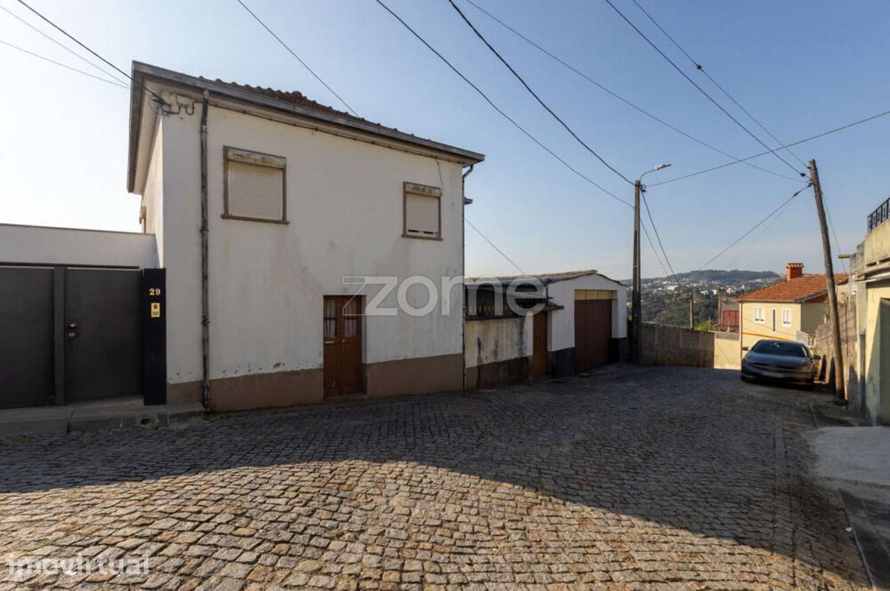 Moradia T3 com terreno e vistas sobre o Rio Douro, Valbom - Grande imagem: 2/29