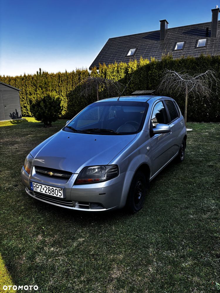 Chevrolet Kalos - 5