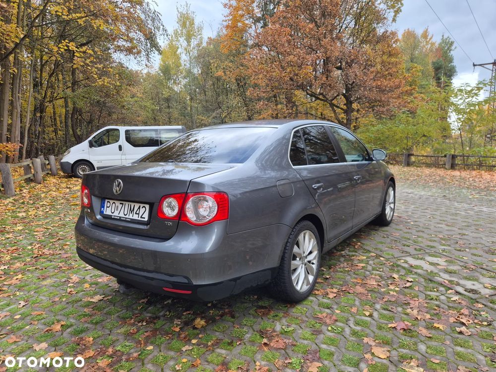 Volkswagen Jetta 2010 photo 5