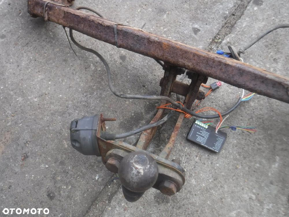 Kia Sportage III hak holowniczy modul - 2