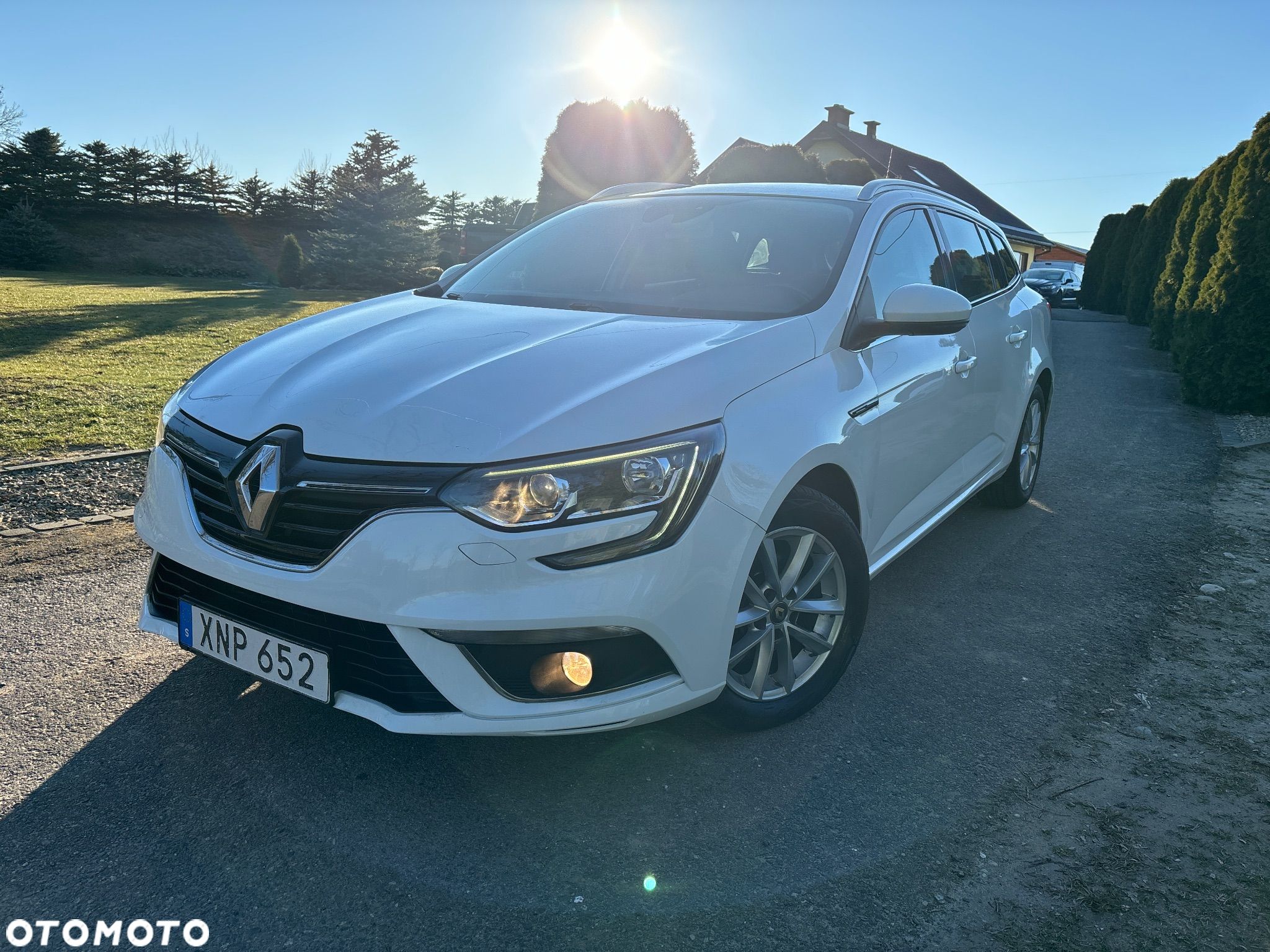 Renault Megane 1.5 dCi Intens EDC - 1