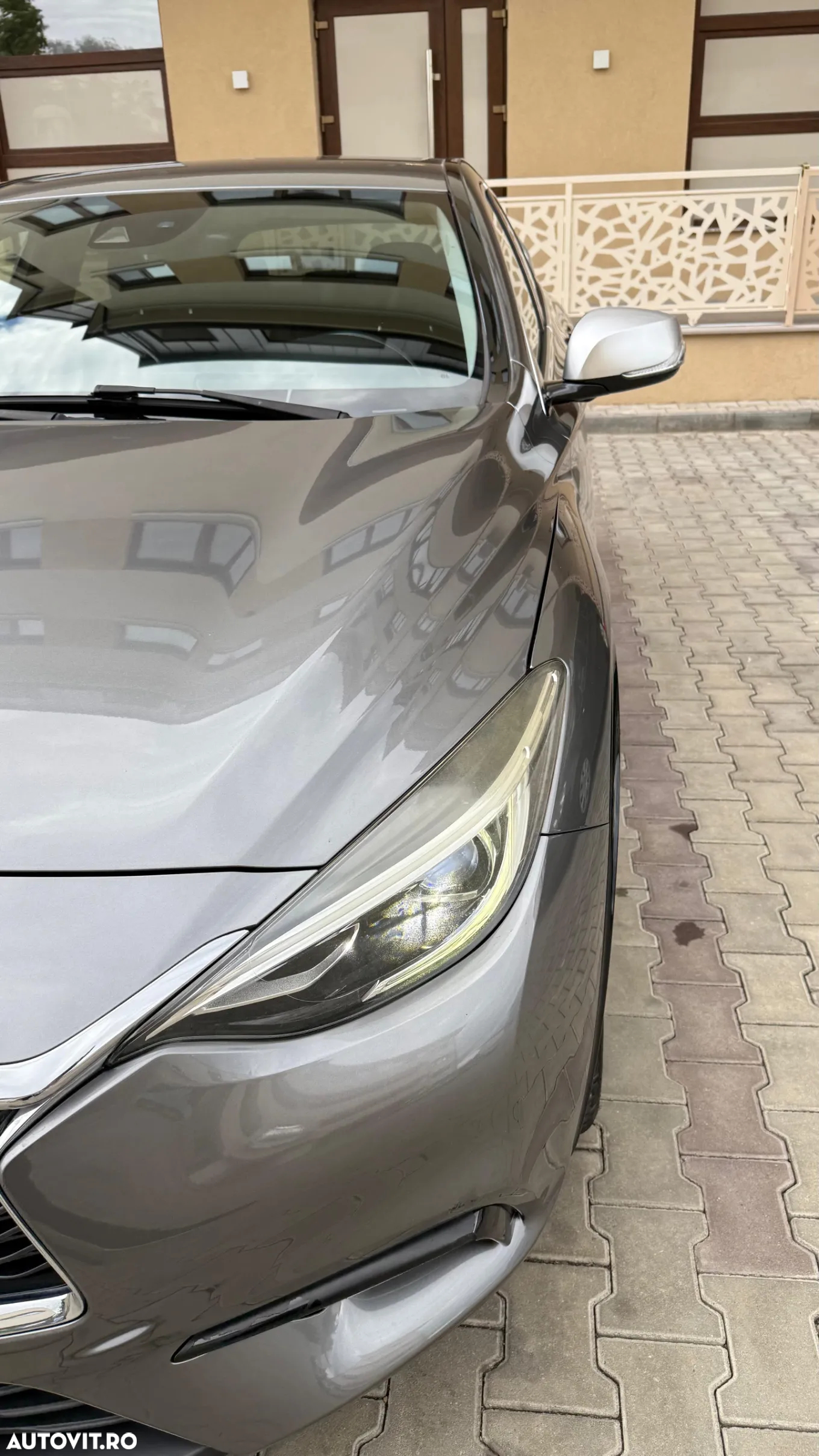 Infiniti Q30 1.5d DCT Premium City Black - 14