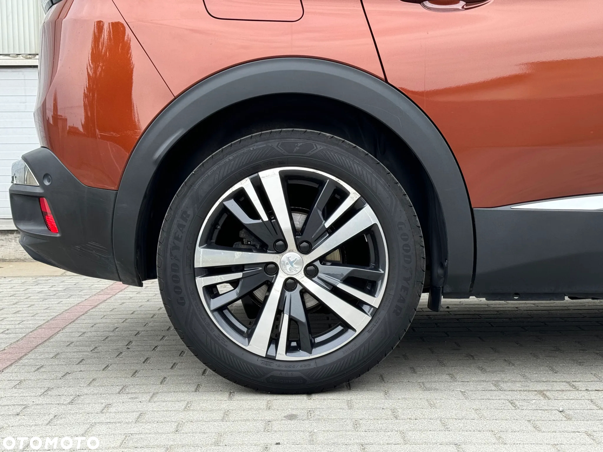 Peugeot 3008 BlueHDi 120 EAT6 Stop & Start Active - 19