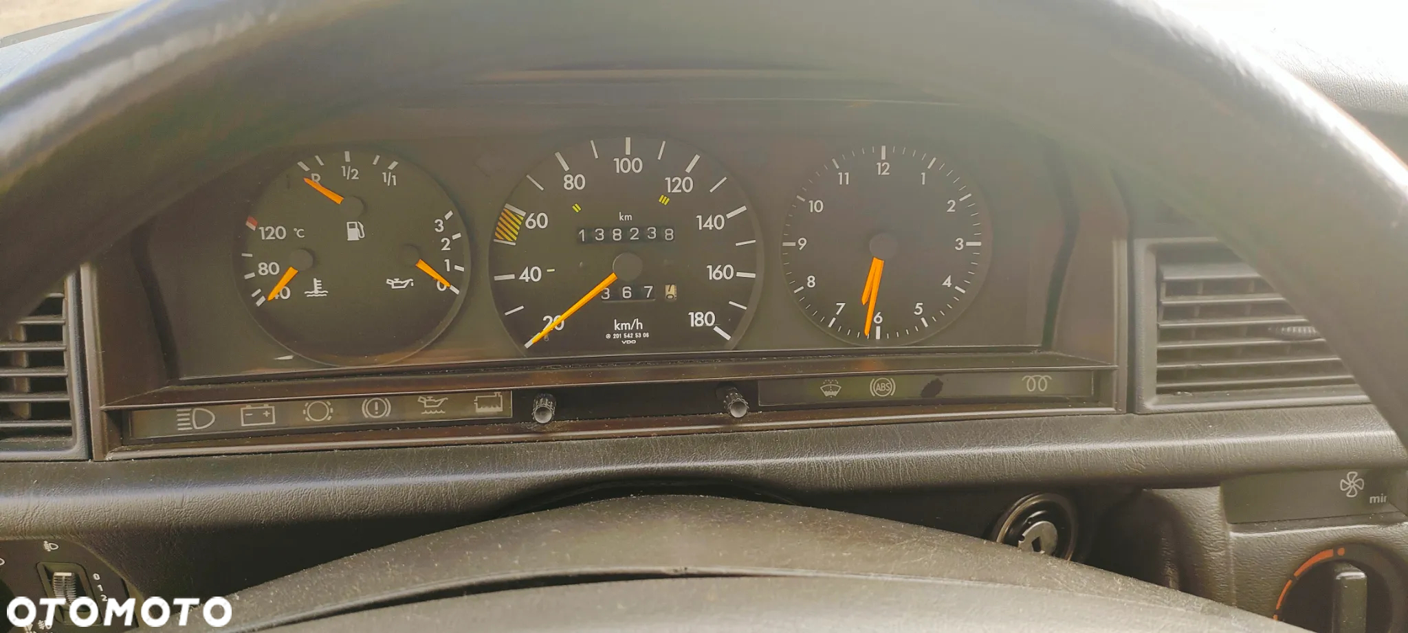 Mercedes-Benz W201 (190) - 11