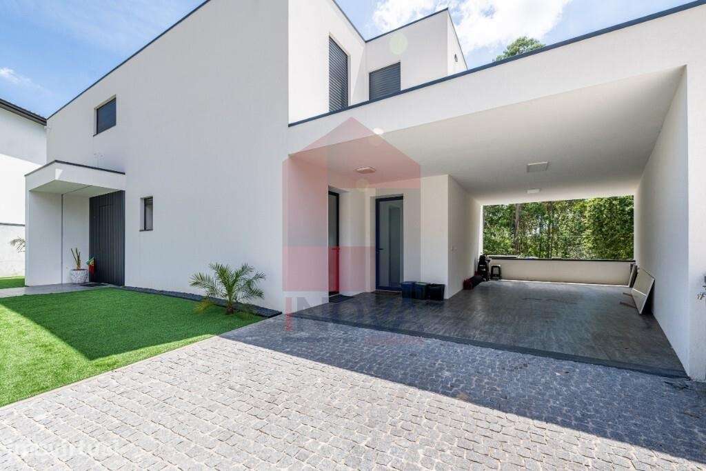 Moradia com piscina, Esqueiros - Grande imagem: 2/42