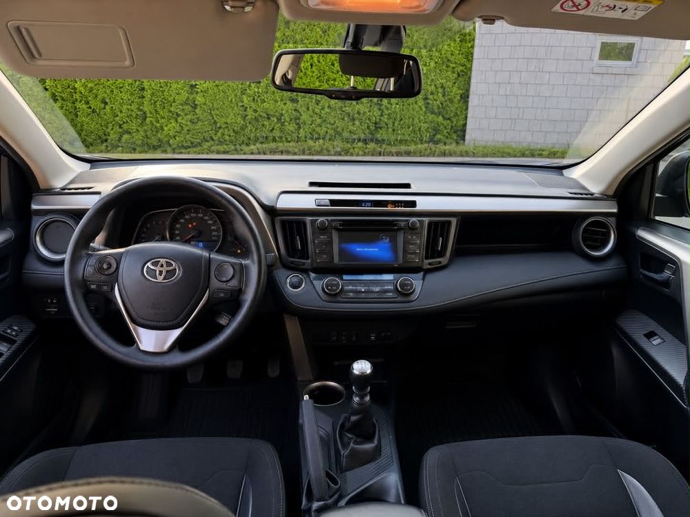 Toyota RAV4 2.0 D-4D Active - 7