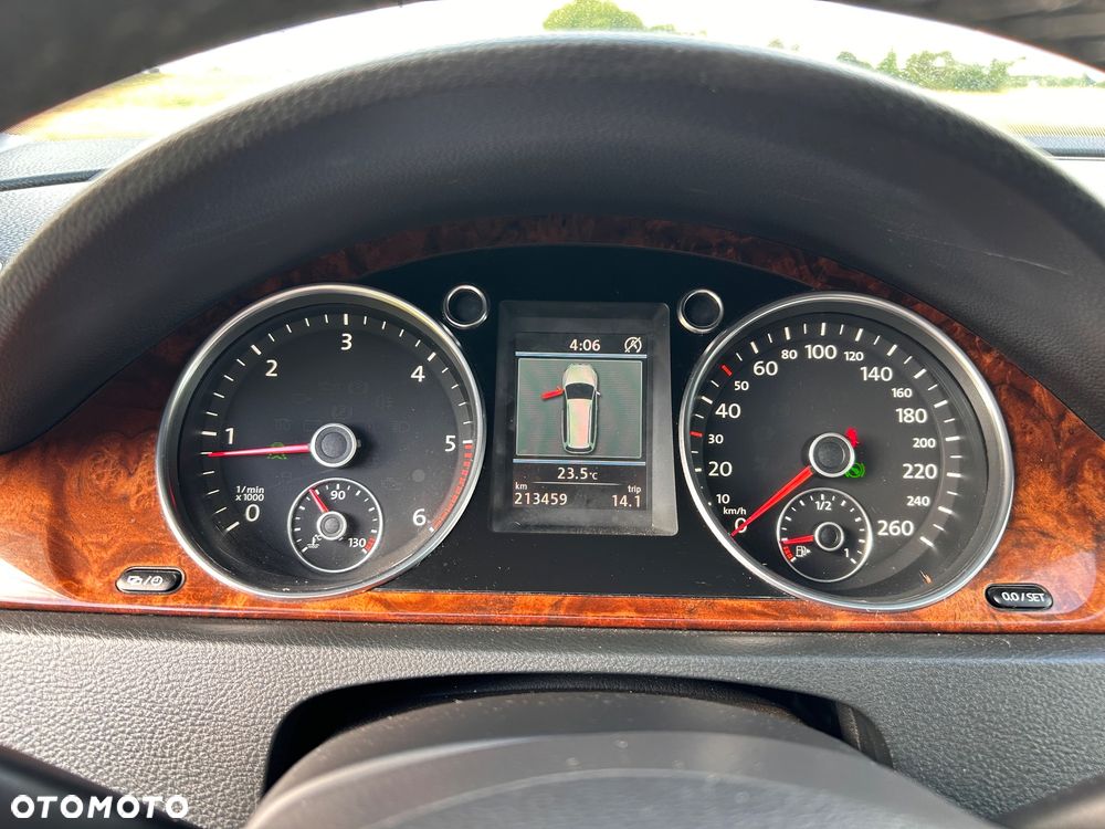 Volkswagen Passat 2.0 TDI DPF DSG Comfortline - 19