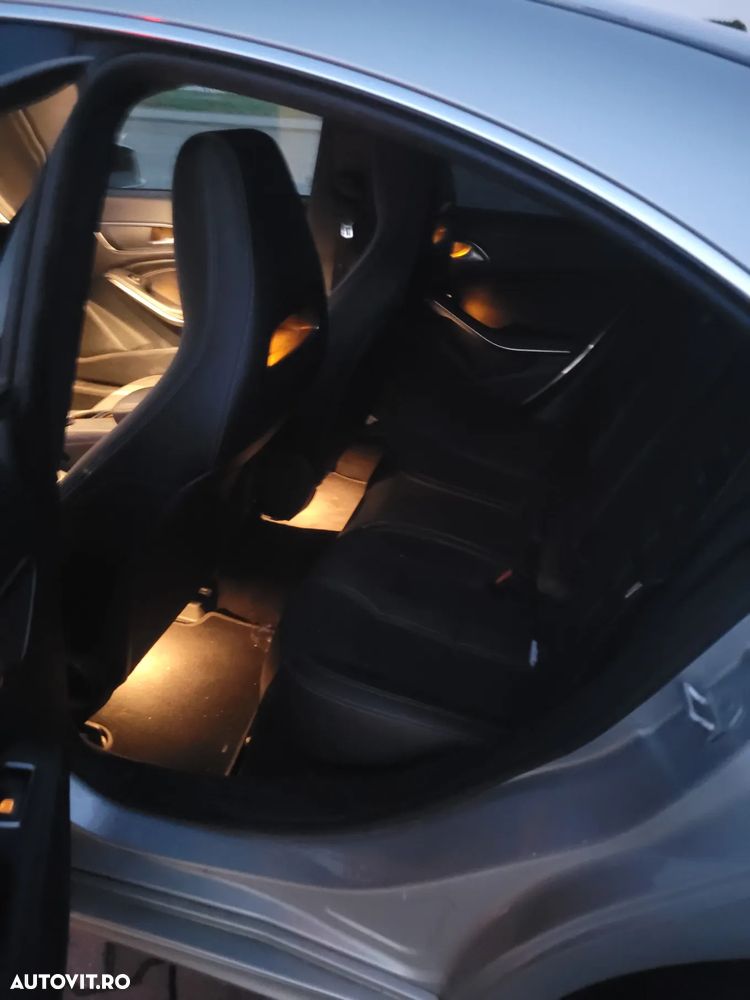 Mercedes-Benz CLA 220 d Aut. - 9