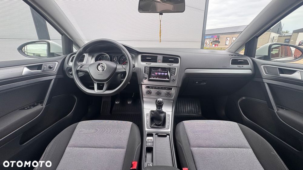 Volkswagen Golf 1.6 TDI BlueMotion Comfortline - 6