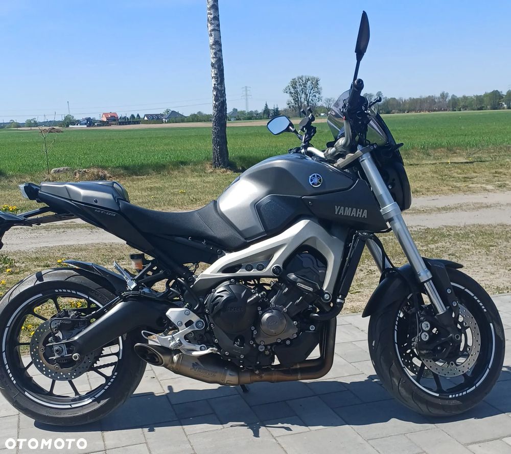 Yamaha MT - 2