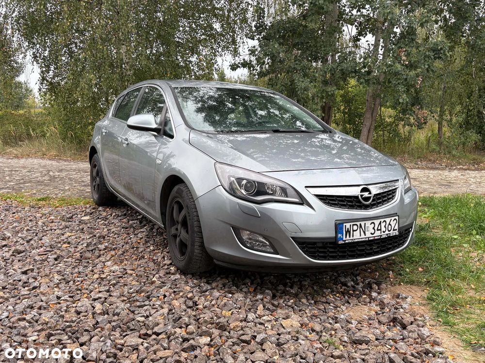 Opel Astra 1.4 T Cosmo - 1