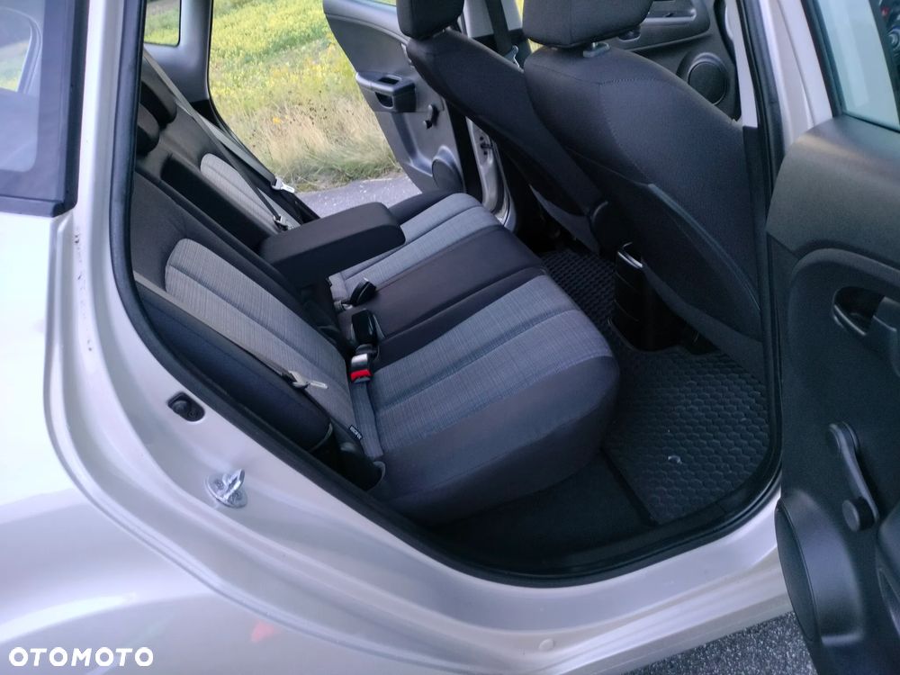 Kia Venga 1.4 CVVT Vision - 30