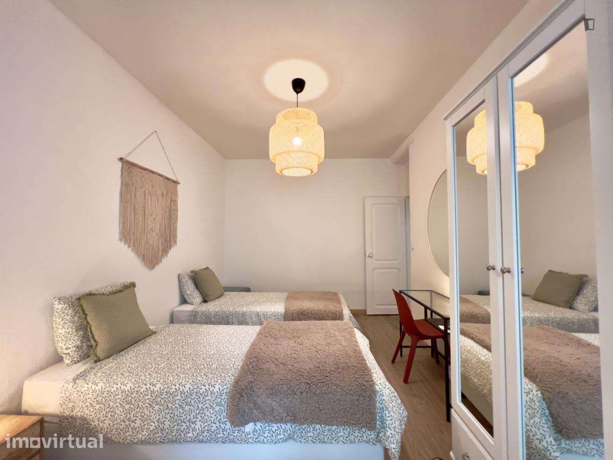 Quarto - localizado em Arroios Lisbon - Grande imagem: 3/37