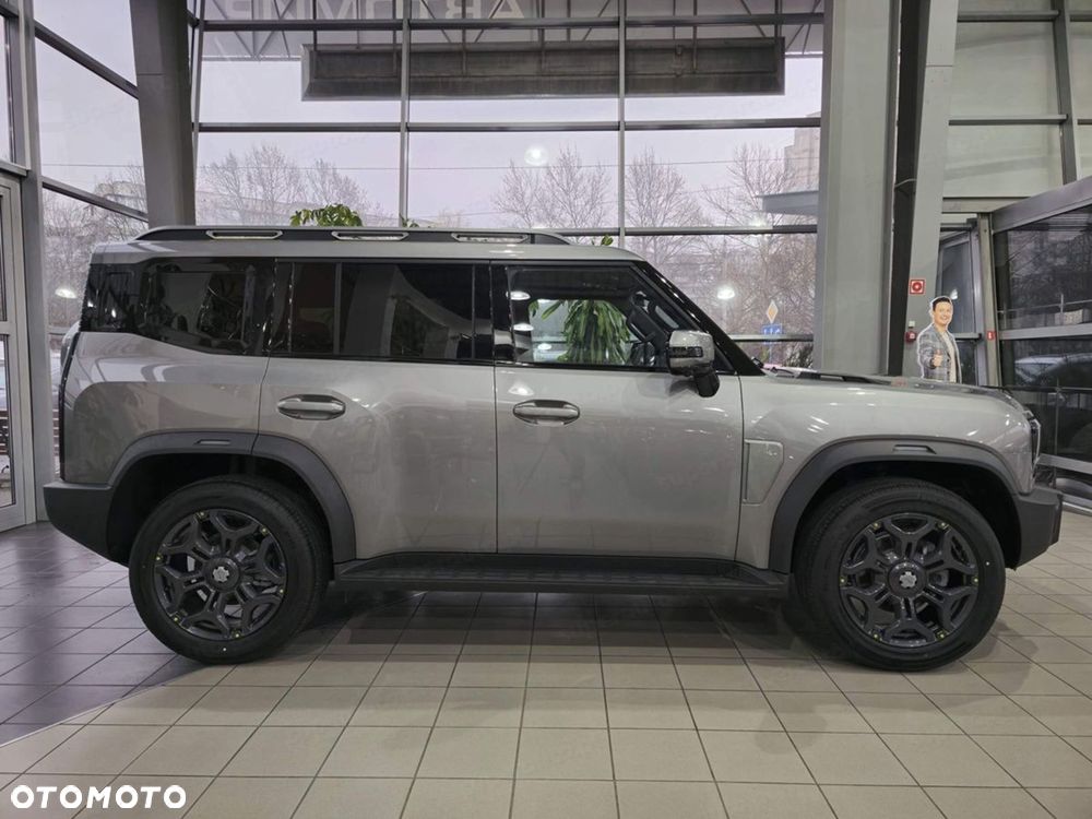 Jetour T2 2.0T DCT - 6