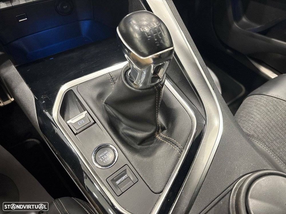 Peugeot 3008 1.5 BlueHDi GT Line - 20