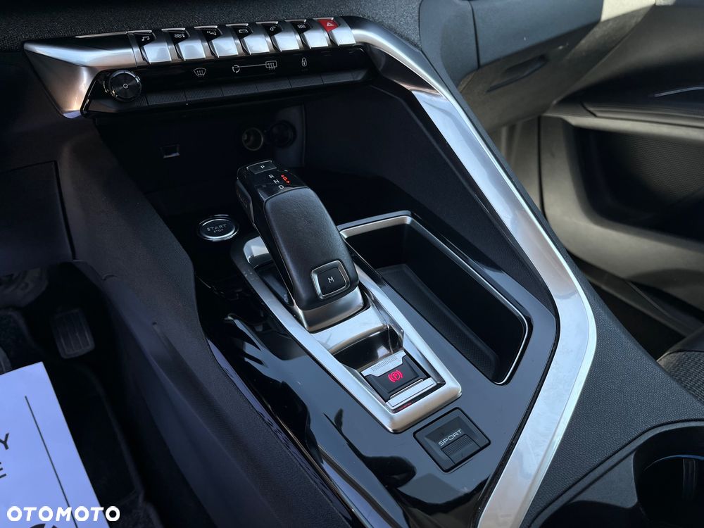 Peugeot 5008 1.5 BlueHDi Allure S&S EAT8 - 11