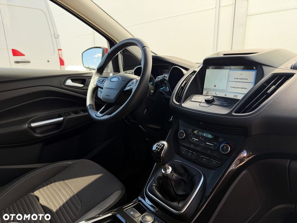 Ford Kuga - 27