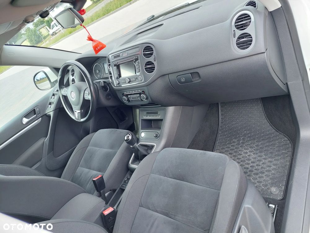 Volkswagen Tiguan 2.0 TDI DPF BlueMotion Technology Exclusive - 13