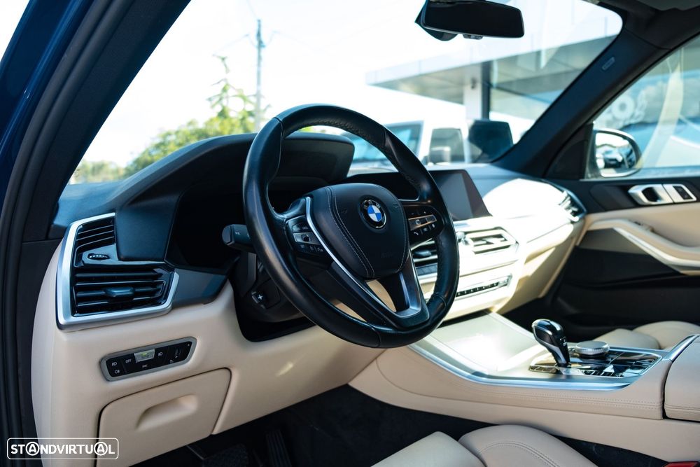 BMW X5 30 d xDrive Pack M - 23