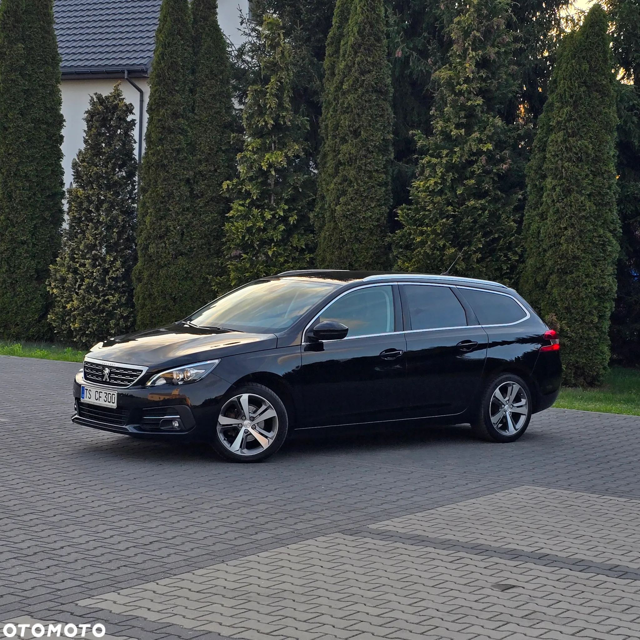 Peugeot 308 SW 1.2 PureTech GPF Active S&S EAT8 - 4