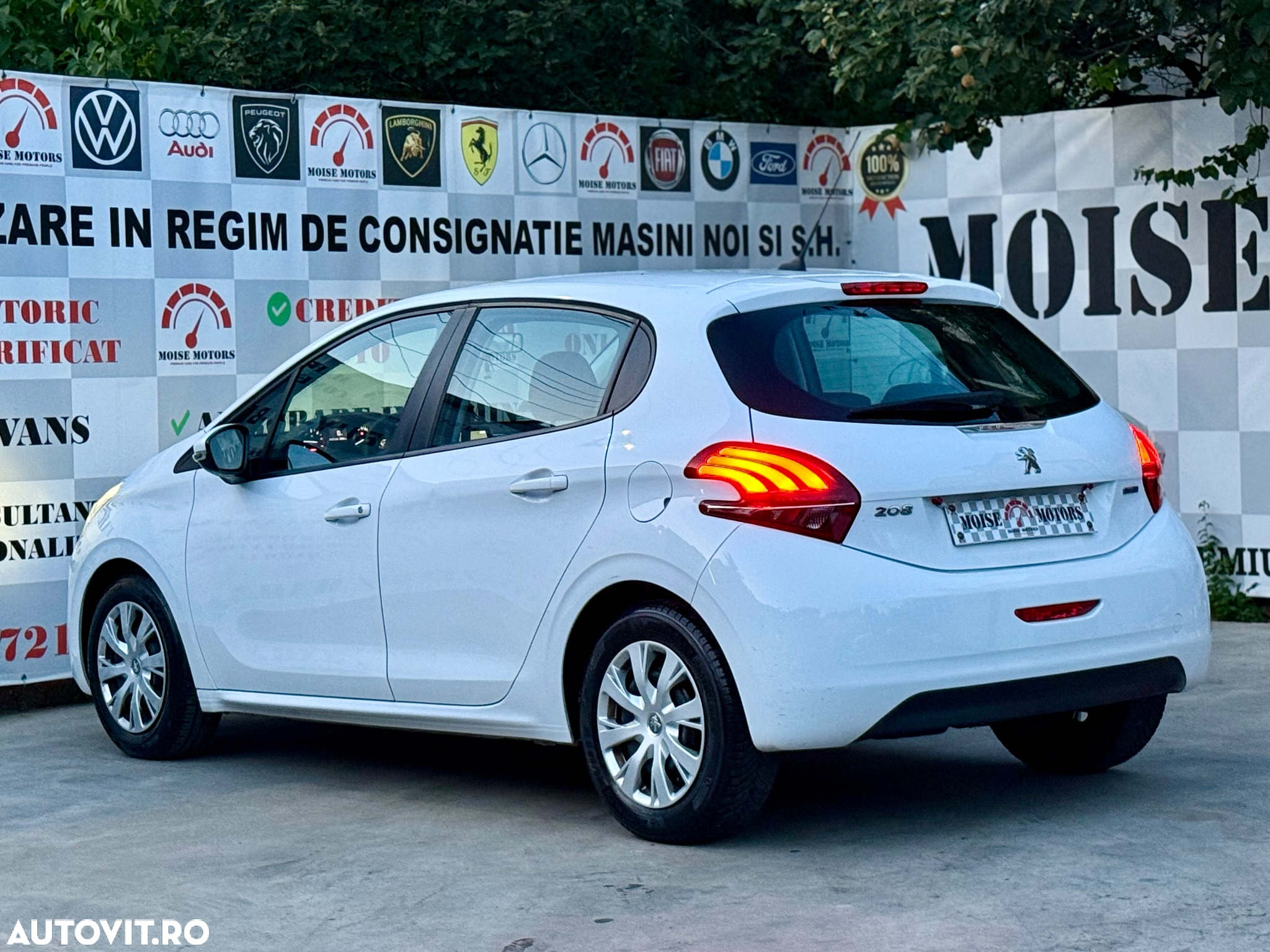 Peugeot 208 Blue-HDi 100 Stop&Start Allure - 4