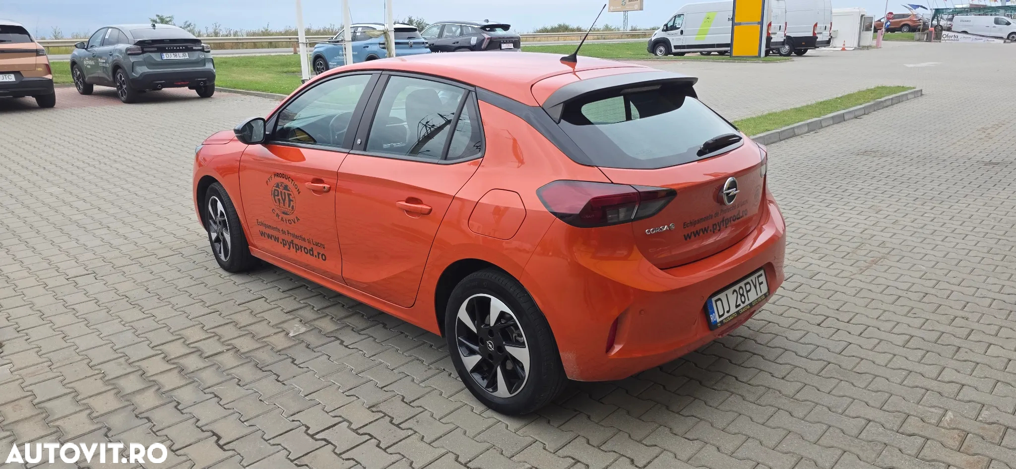 Opel Corsa e Elegance - 6