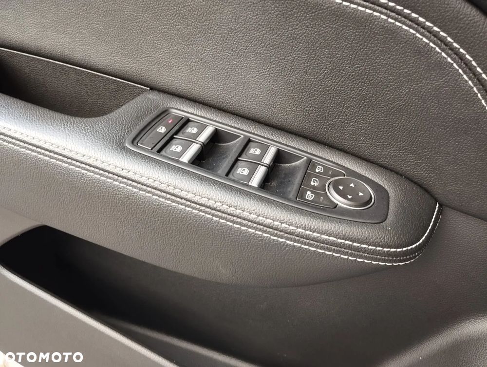 Renault Arkana TCe Mild Hybrid 140 EDC Evolution - 25