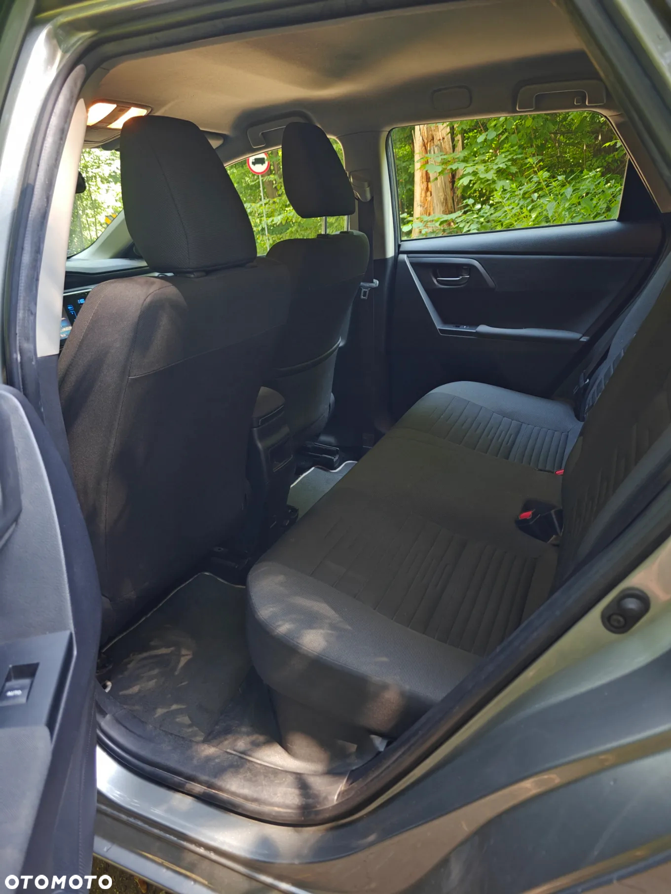 Toyota Auris Hybrid 135 Comfort - 19