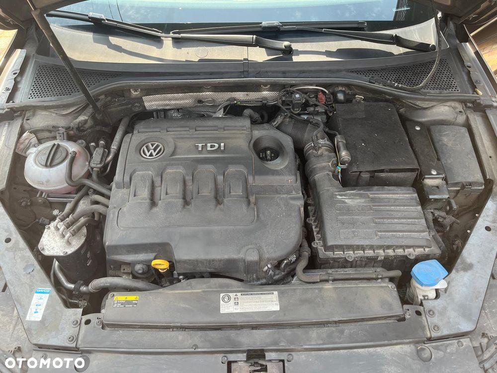 Volkswagen Passat 2.0 TDI BMT 4Mot Highline - 17