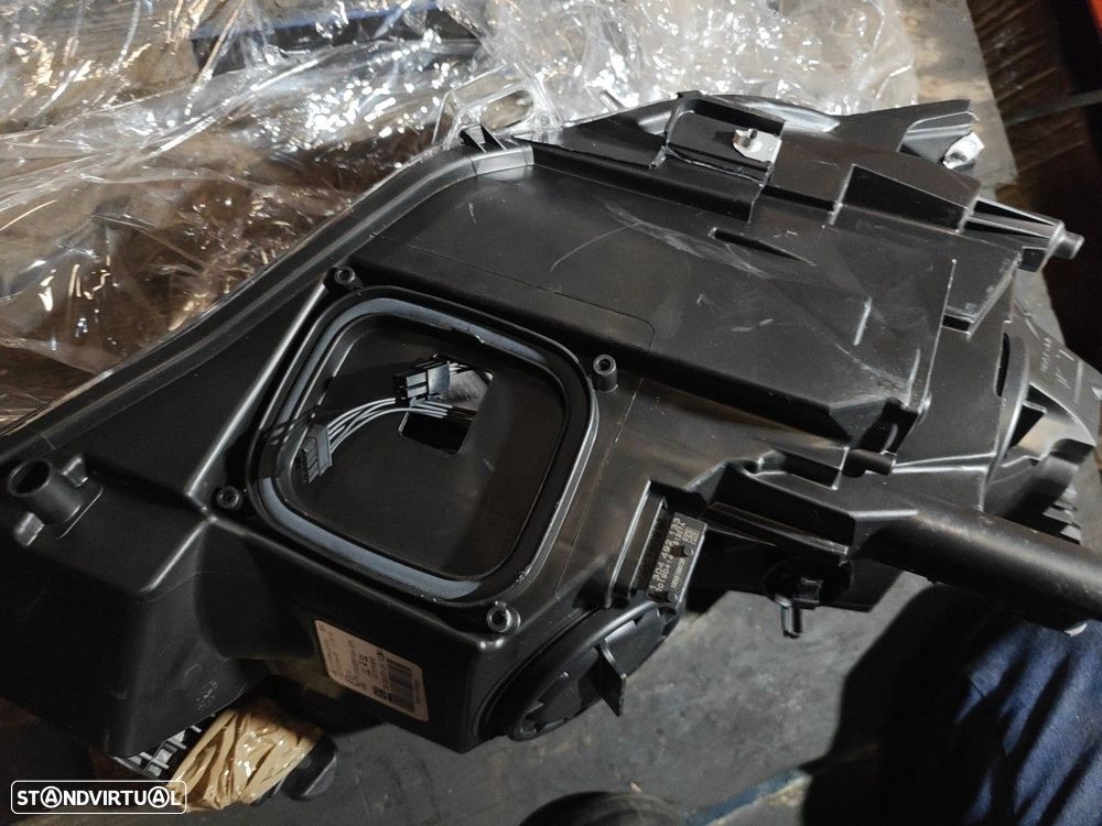 Farol Frente Esquerdo / Otica Esquerda Opel Astra J (P10)  39035871 Al - 8