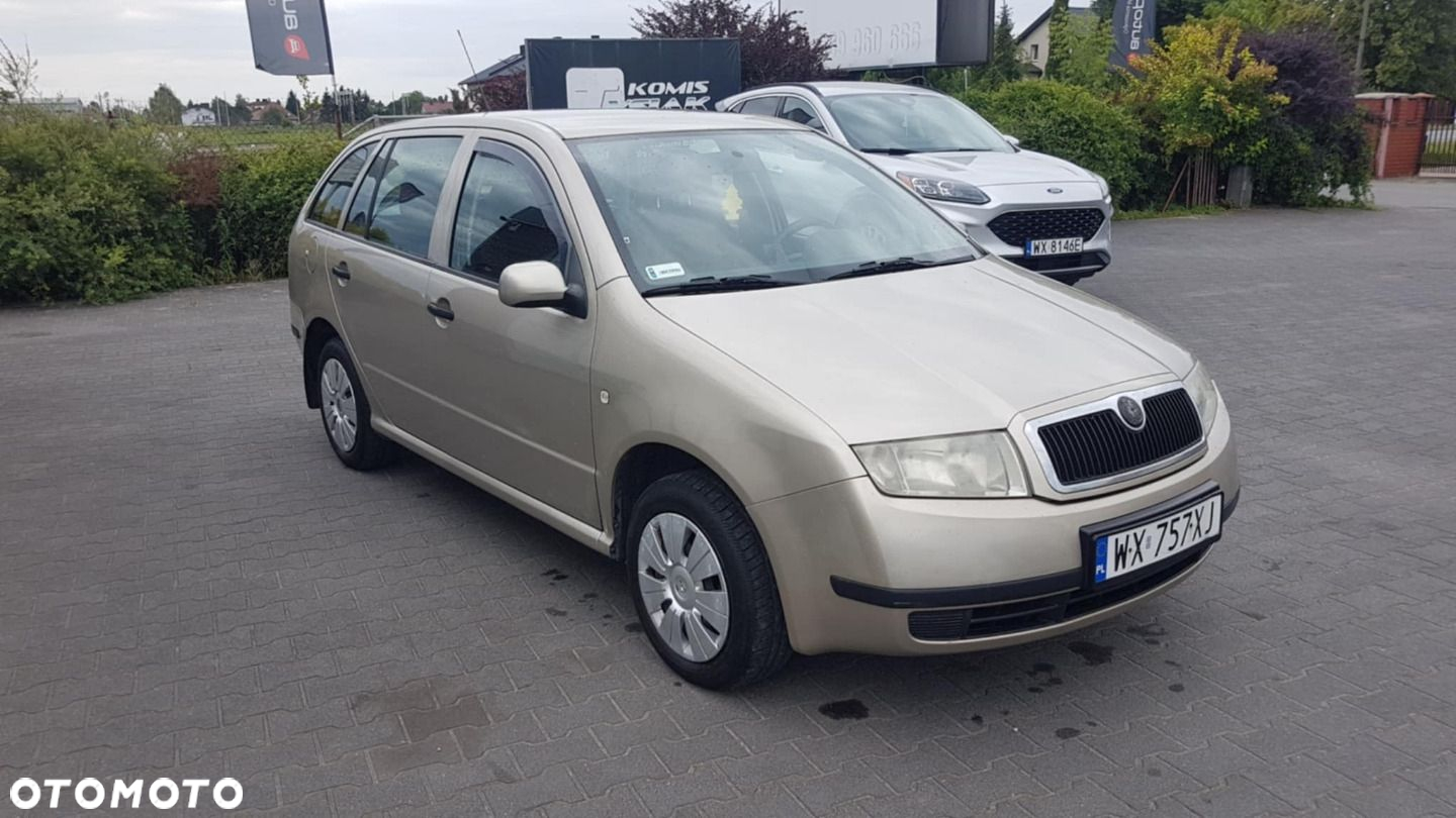 Skoda Fabia - 4