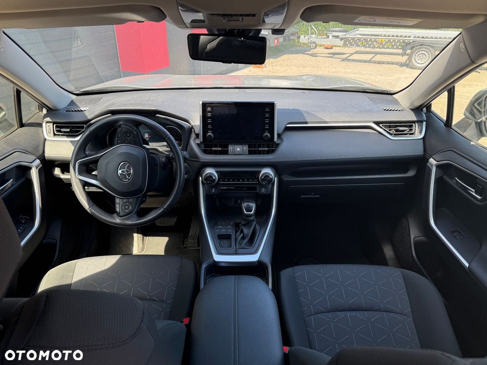 Toyota RAV4 - 23