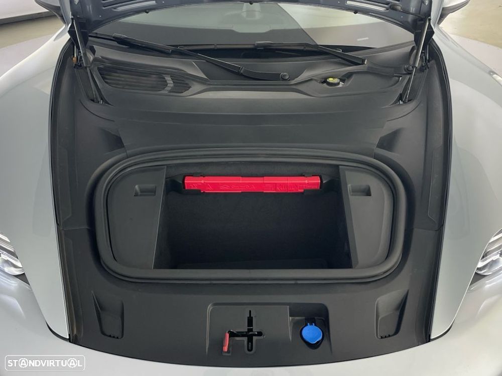 Porsche Taycan Standard - 27