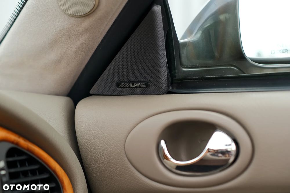 Jaguar XK8 - 21