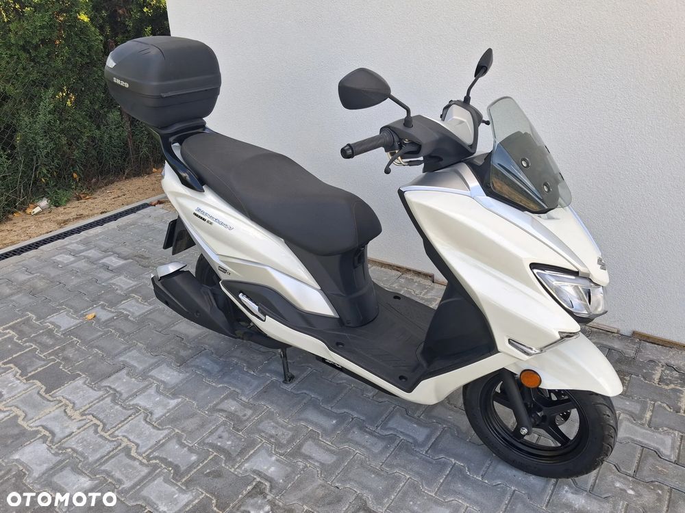 Suzuki Burgman - 1