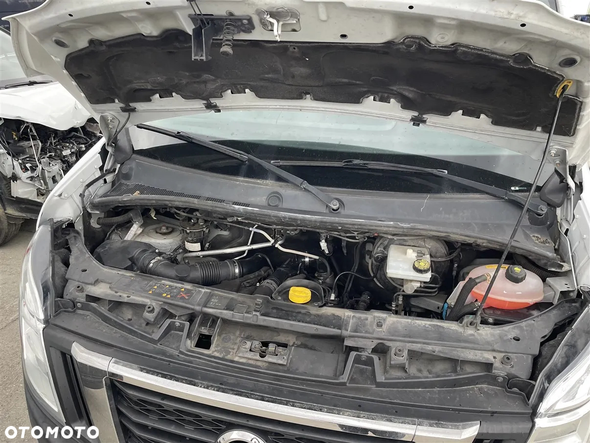 Nissan NV400 - 22
