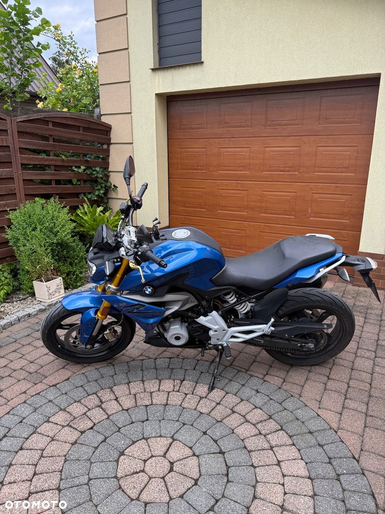 BMW G - 6