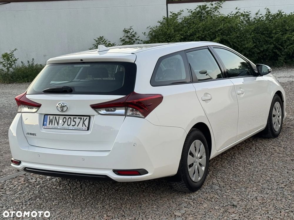Toyota Auris 1.4 D-4D Premium - 16