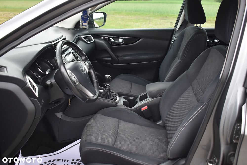 Nissan Qashqai 1.2 DIG-T N-Vision - 20