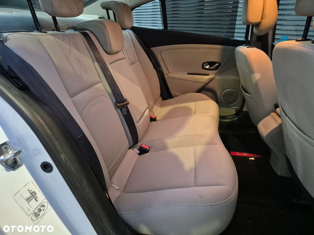 Renault Fluence 1.6 16V Expression Euro5 - 7