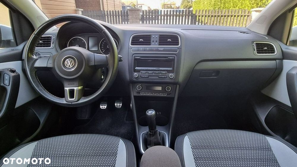 Volkswagen Polo Cross - 14