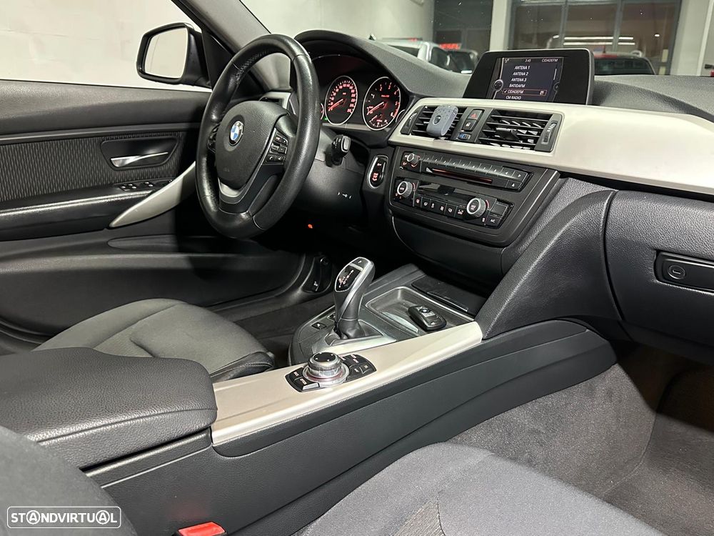 BMW 320 d Touring Sport-Aut. - 15